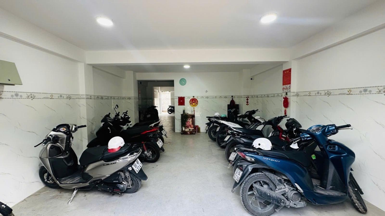 Bán tòa CHDV 6 tầng có thang máy Vườn Lài, An Phú Đông, Q.12, 98m2, 15 phòng, 70tr/tháng, 18 tỷ 16015446