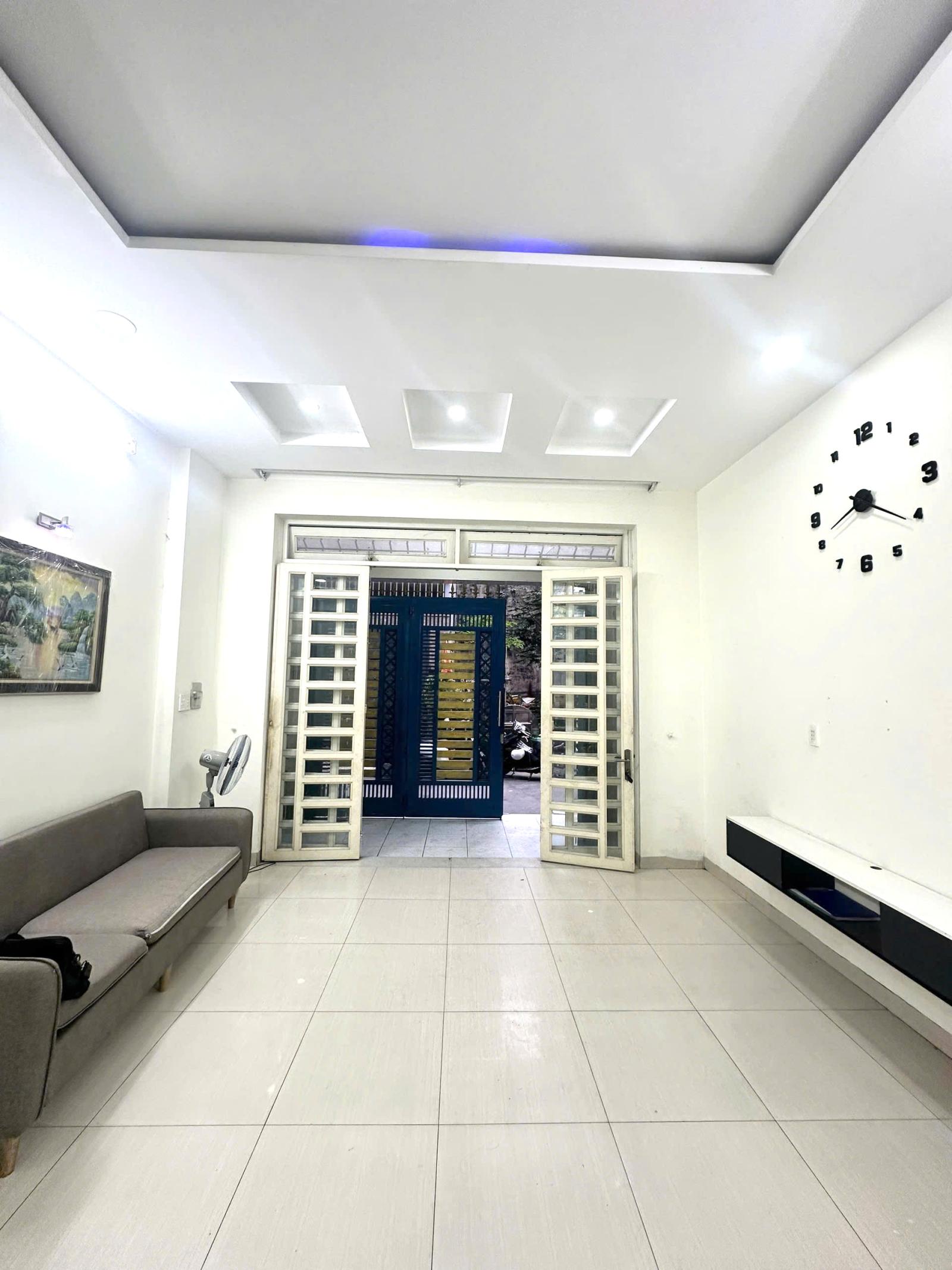 Nhà 54m² Hiệp Bình Phước, 4PN, Hoàn Công, Hẻm Ô Tô, 6,5 Tỷ Cạnh KCD Hồng Long 16015476