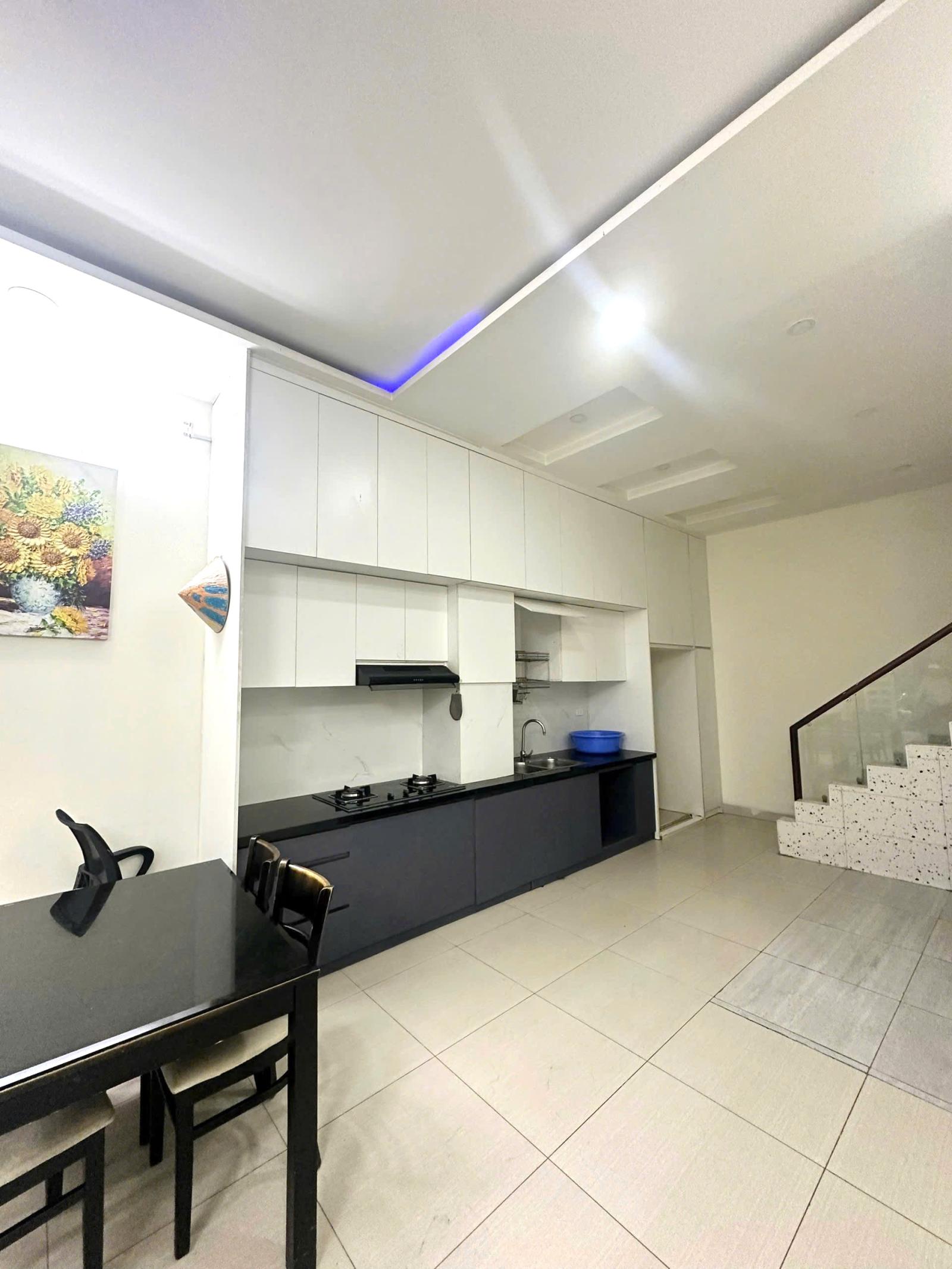Nhà 54m² Hiệp Bình Phước, 4PN, Hoàn Công, Hẻm Ô Tô, 6,5 Tỷ Cạnh KCD Hồng Long 16015476
