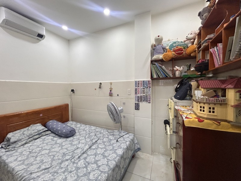 Bán nhà 3 tầng, 61m2 đường Số 8, Linh Xuân, Thủ Đức, TP HCM, Sổ hồng riêng. Giá 3.79 tỷ. 16015488