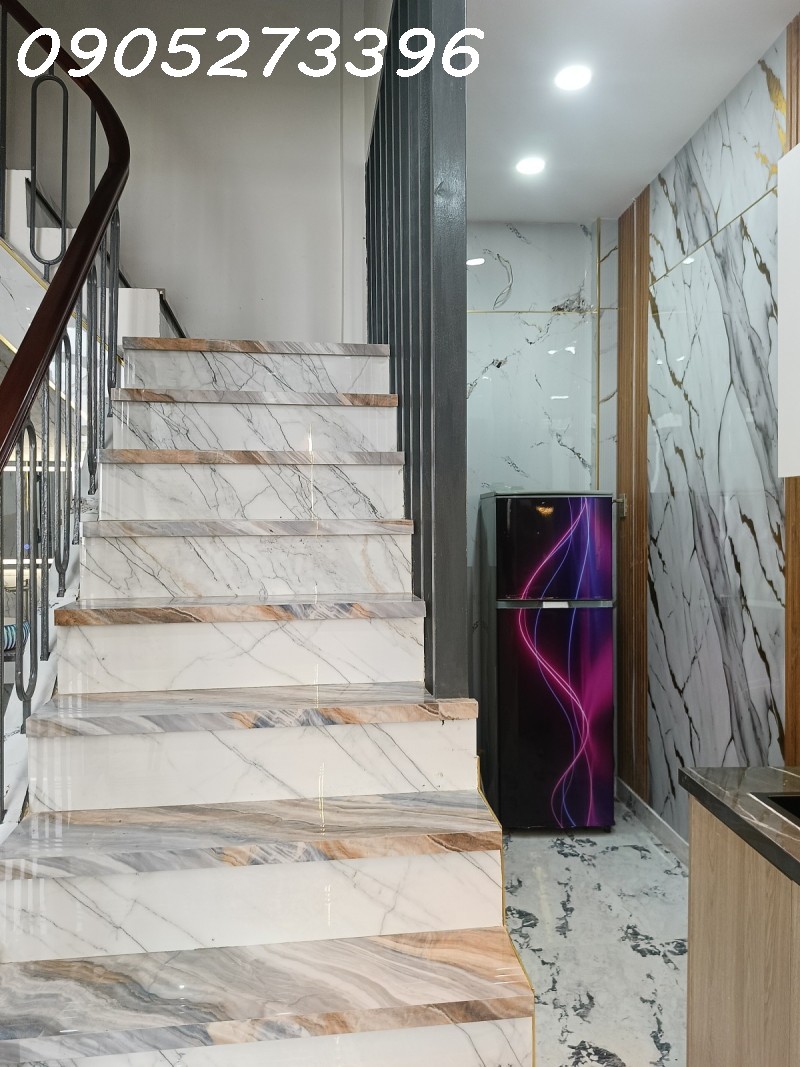 SÁT BÊN Q10, Q11 NHÀ MỚI ĐẸP 3 PHÒNG NGỦ, Ở NGAY, HẺM XE HƠI CÁCH NHÀ 10M, SỔ ĐẸP NỞ HẬU HOÀN CÔNG 16015516