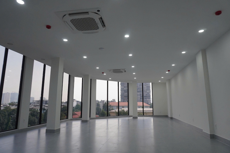 Cho thuê tòa văn phòng Nguyễn Văn Kỉnh, DTSD 1.005m², hầm + 7 tầng, 280 tr/th 16015563