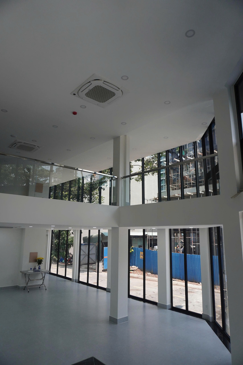 Cho thuê tòa văn phòng Nguyễn Văn Kỉnh, DTSD 1.005m², hầm + 7 tầng, 280 tr/th 16015563