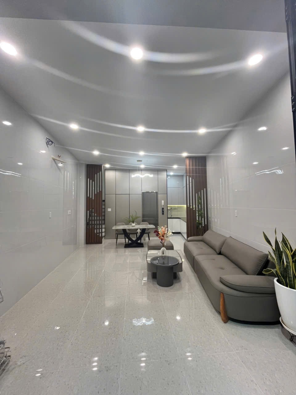 🏡 NHÀ MỚI KENG - HẺM 6M - XE HƠI NGỦ NHÀ–4 TẦNG - THANG MÁY- NỞ HẬU - 8.7 TỶ - Âu Cơ, Tân Bình 16015598