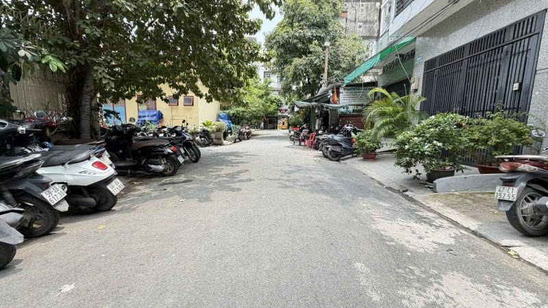 Bán nhà Mặt tiền Võ Oanh -  giao Nguyễn Gia Trí (D2), 8,6x17m, Cấp 4 - Tiện xây, chỉ 27,8 Tỷ. 16015625