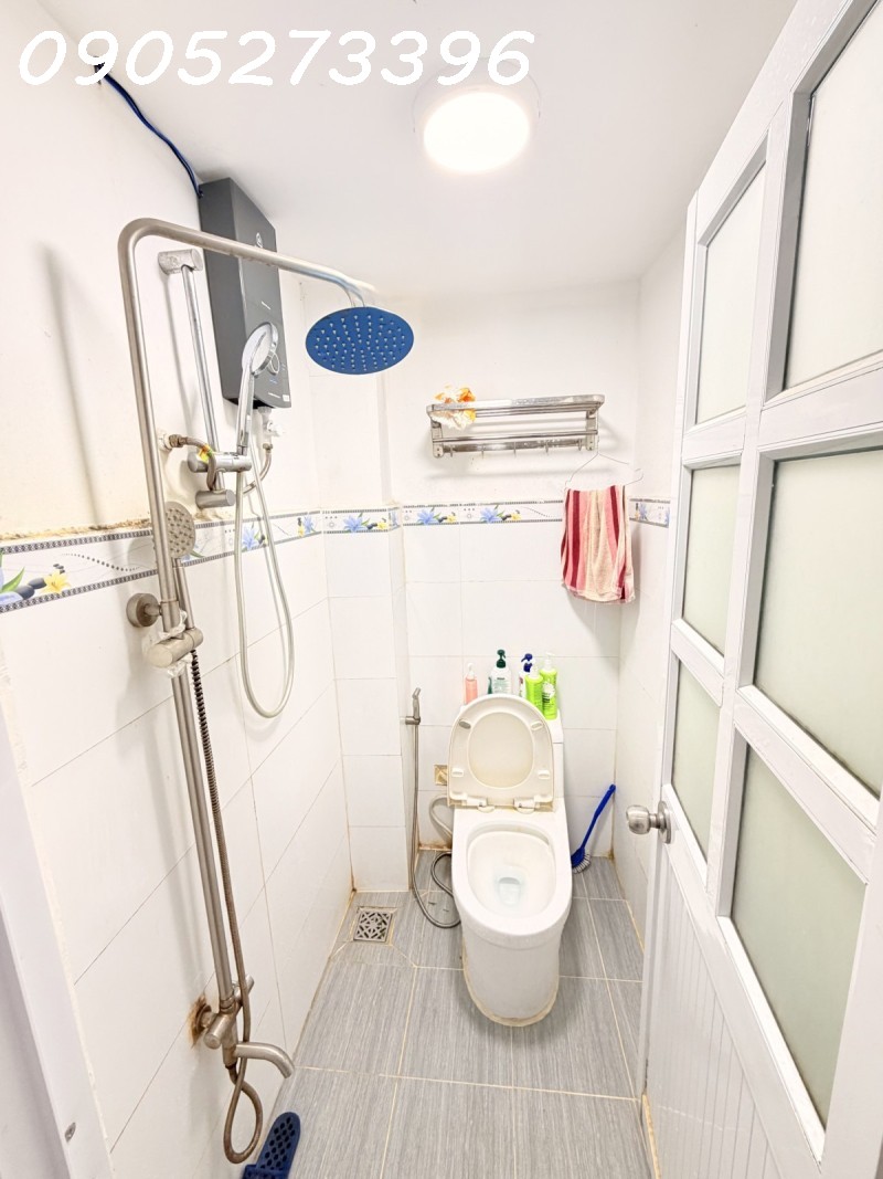 CHỈ 4.5 TỶ CÒN THƯƠNG LƯỢNG CÓ NHÀ ÔTÔ ĐẬU CỬA VÀO NHÀ KHU SÂN BAY, 3.6x10M, 2 TẦNG 2PN, SỔ A4 HOÀN 16015631