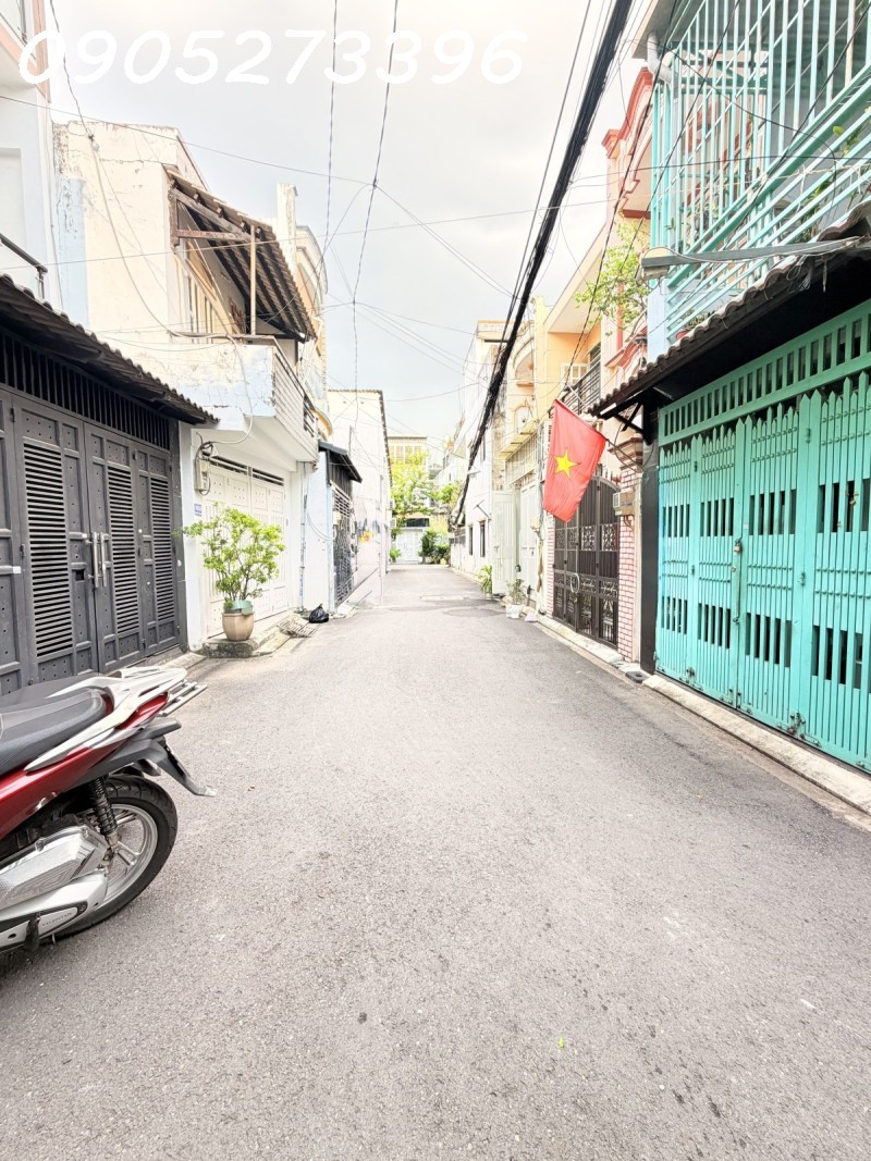 CHỈ 4.5 TỶ CÒN THƯƠNG LƯỢNG CÓ NHÀ ÔTÔ ĐẬU CỬA VÀO NHÀ KHU SÂN BAY, 3.6x10M, 2 TẦNG 2PN, SỔ A4 HOÀN 16015631