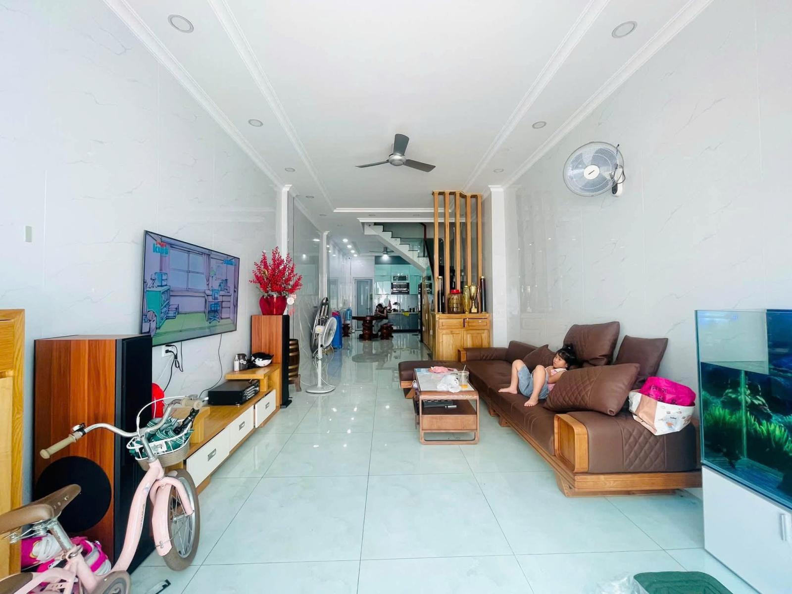 Bán nhà Hẻm 7m NGuyễn Văn Săng - giao Tân Sơn Nhì,  4,1x15m, 4 Tầng - 4PN,  7,95  Tỷ. 16015635