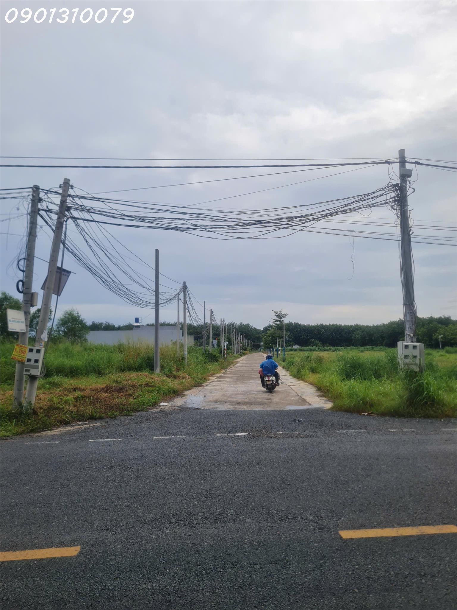 Chính chủ gửi bán 250m2 đất sát KCN Minh Hưng, 380tr công chứng 16015668