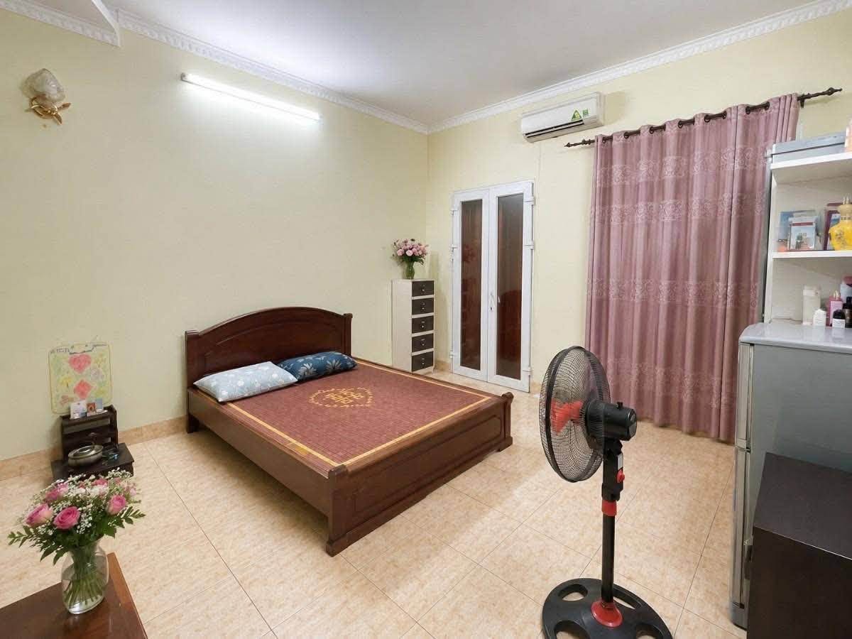 NHÀ ĐẸP HÀO NAM – 55M² – MT 6,8M – 5 TẦNG – CÁCH Ô TÔ 5M – NHÀ KHUNG CỘT – GẦN PHỐ 16015742