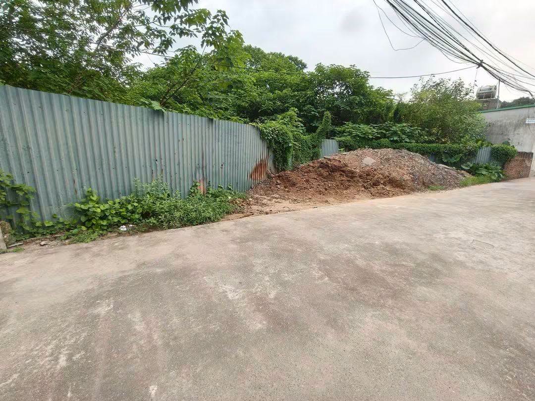 MỜI THUÊ HƠN 3700m2, mt57m, 20nghìn/m2, xe tải lớn, QL3, Sóc Sơn.
 Đường trước đất, xe tải lớn 16015778