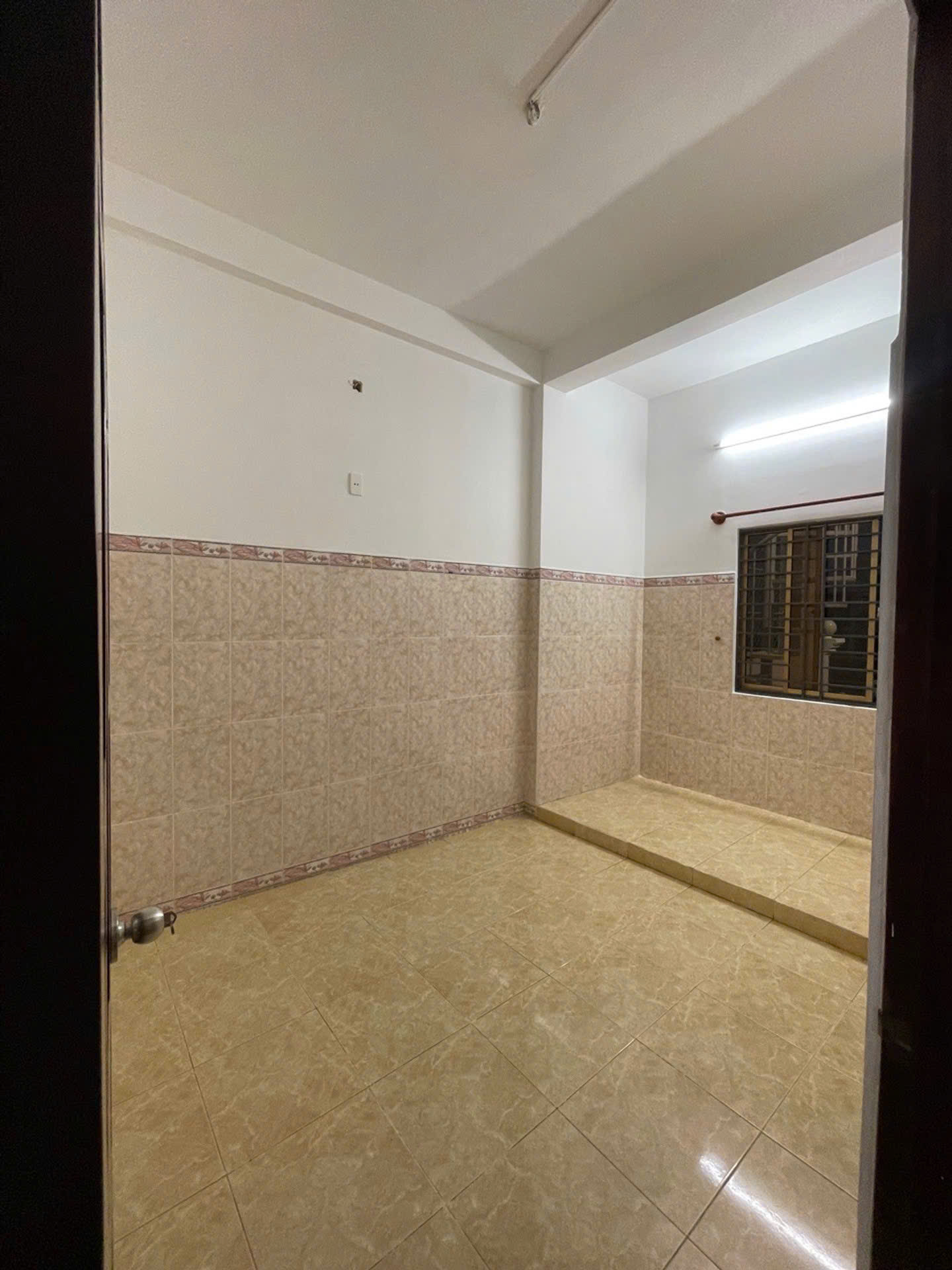 Hơn 6 tỷ sở hữu nhà 2 mặt hẻm xe hơi Quận 7 16015787