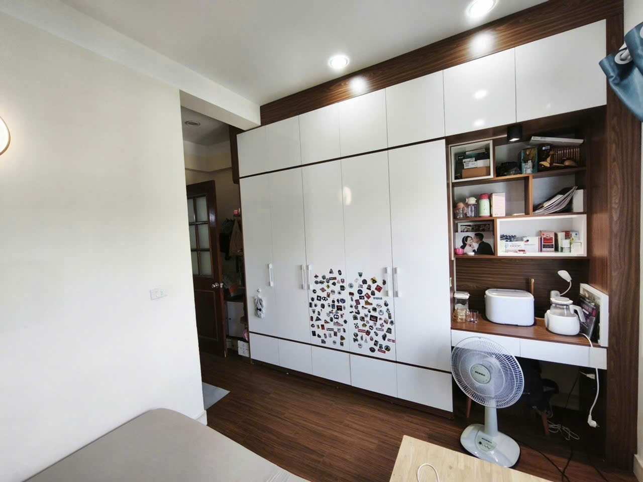 Bán chung cư Bồ Đề- Lô góc- Full Nội thất 60m 2 ngủ nhô 3 tỷ(TL) 16015822