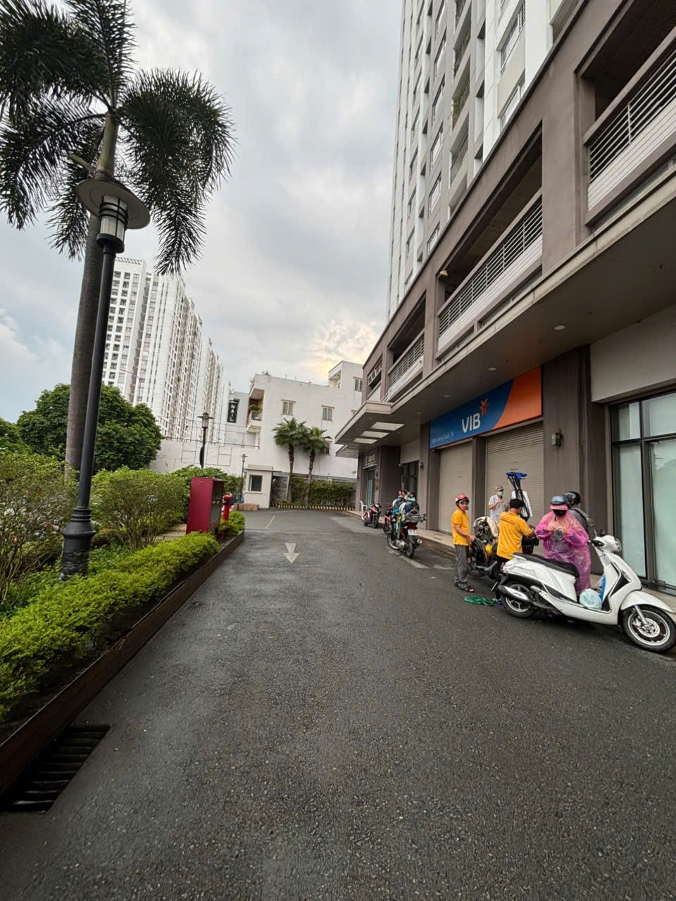 MẶT BẰNG KINH DOANH ĐẸP - GIÁ TỐT - Cho Thuê Shophouse Tầng Trệt Block SR4, RichStar Novaland 16015904