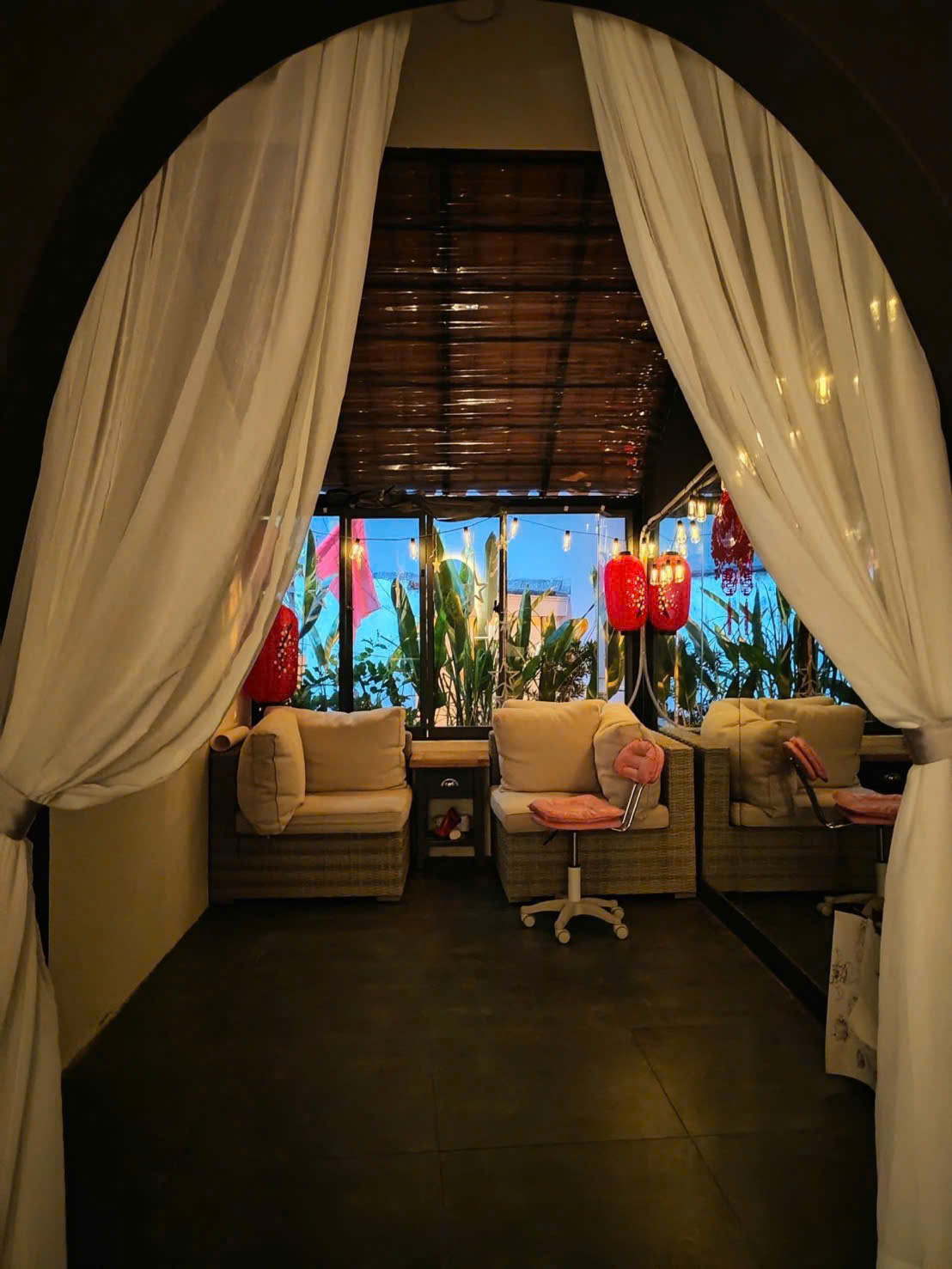 bán nhà(HOMESTAY GẦN BIỂN) 84m2-3Tầng-3PN-hẽm 2/4-bắc nha trang-chỉ 5ty4
 16016055