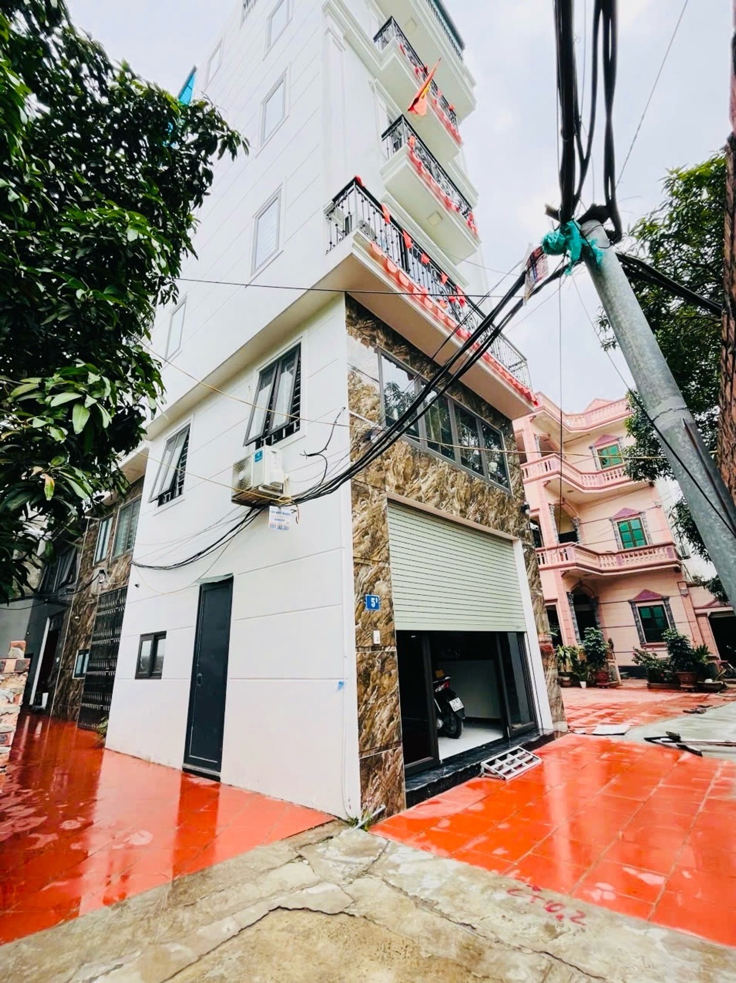 Phúc lợi long biên 8 tỷ 40m xây 6 tầng thang máy ô tô đỗ cửa 16016078