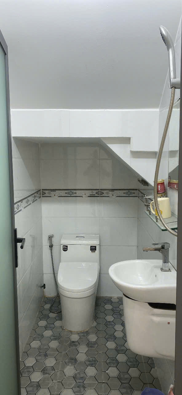 CHO THUÊ NHÀ MẶT TIỀN NGUYỄN KIỆM – GÒ VẤP, TP.HCM 16016119