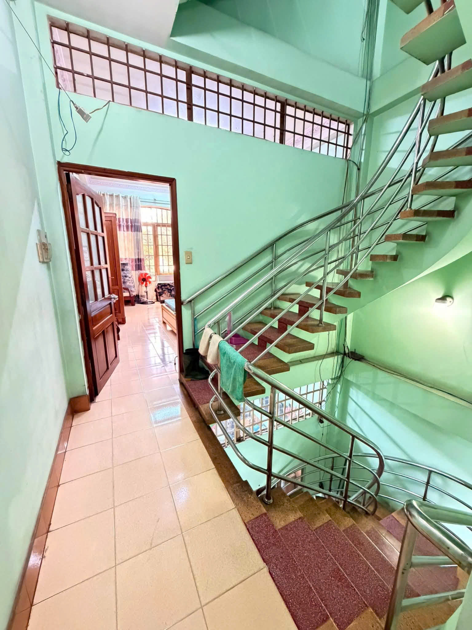 Bán nhà Mặt tiền Phan Văn Trị - gần Nguyễn Oanh, 3,8x18m, 4 Tầng - 4PN, chỉ 12,9 Tỷ. 16016251