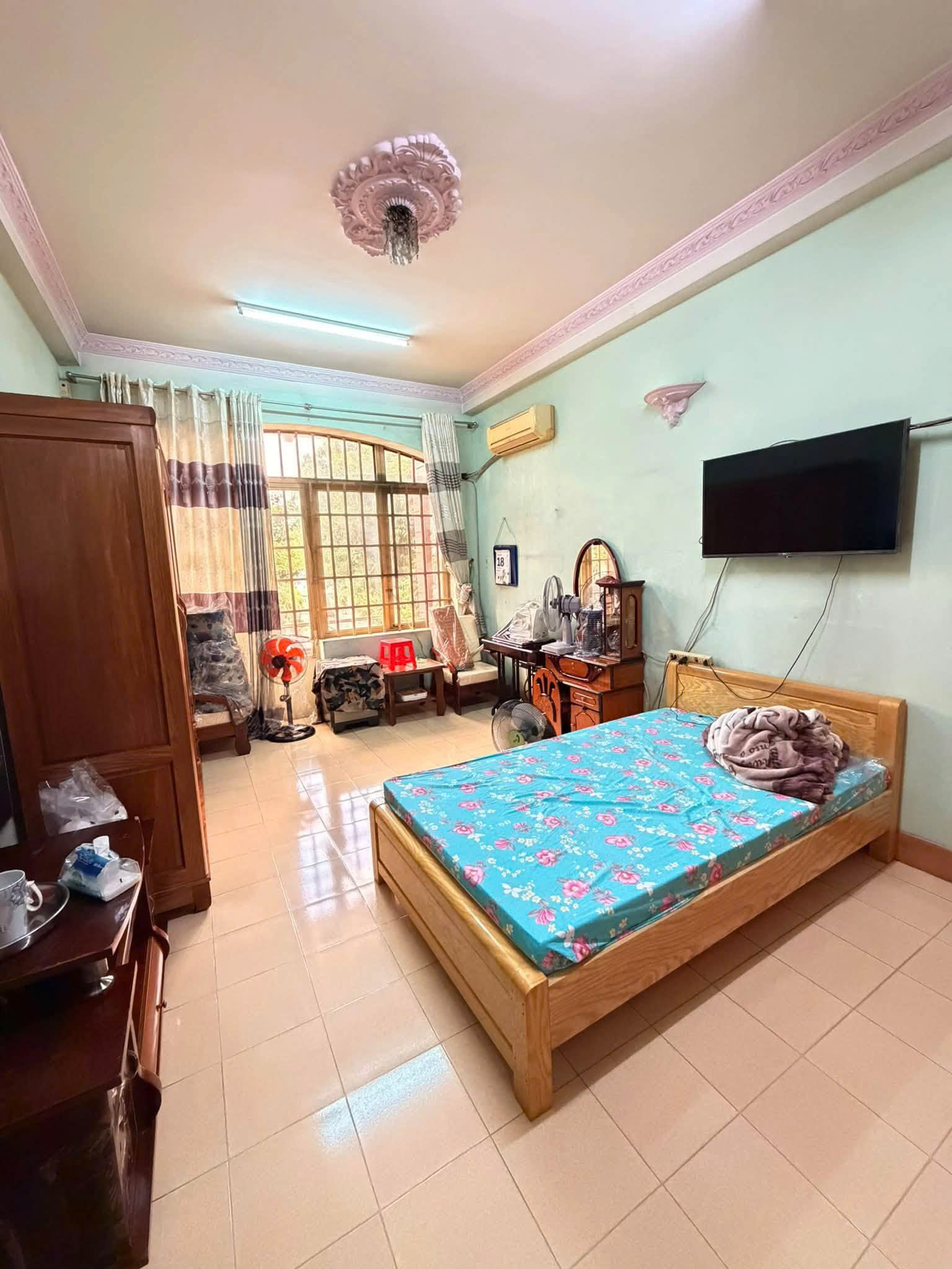 Bán nhà Mặt tiền Phan Văn Trị - gần Nguyễn Oanh, 3,8x18m, 4 Tầng - 4PN, chỉ 12,9 Tỷ. 16016251