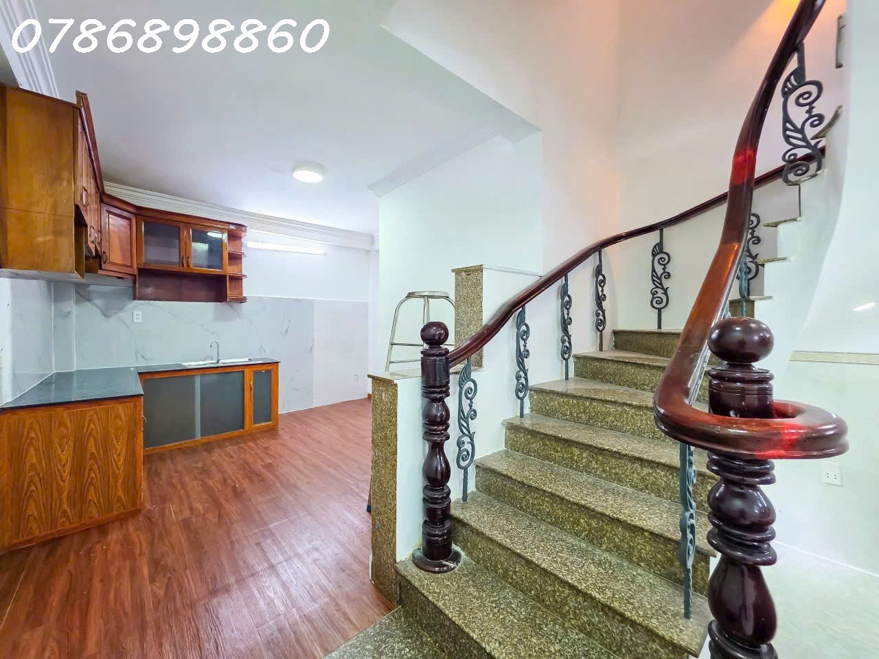 BÁN NHÀ 4 TẦNG – XE HƠI ĐẬU TRONG NHÀ – HẺM 160 NGUYỄN VĂN QUỲ, Q7 16016292