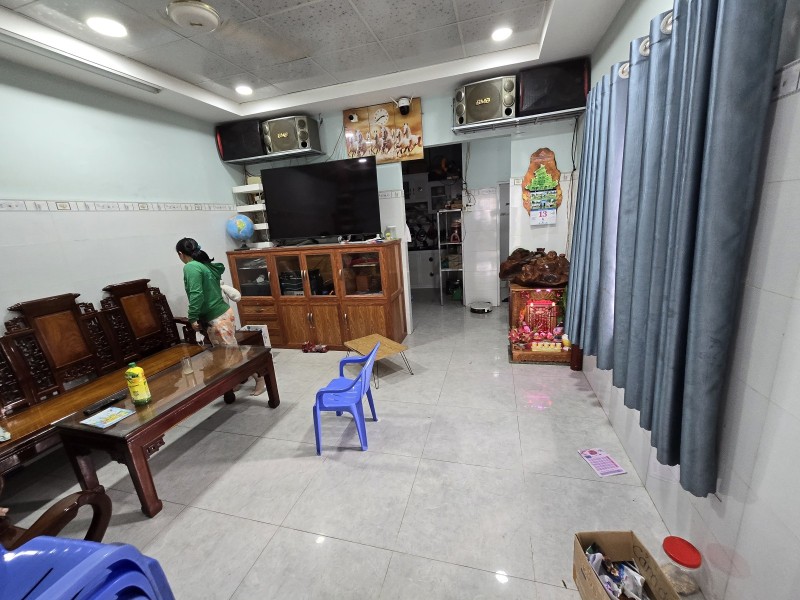 Bán nhà 66m2, 2 tầng, Quốc Lộ 13, Hiệp Bình Phước, Thủ Đức, TP HCM, sổ hồng riêng. Giá 3,89 tỷ. 16016378