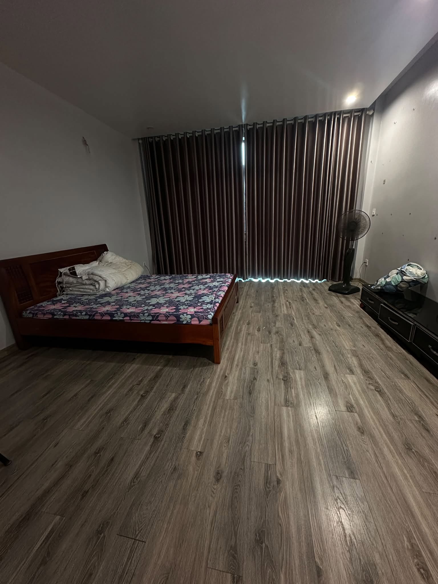 Bán nhà Gia Quất- Ngõ Nông-thông 40m 4 tầng loanh quanh 7 tỷ 16016383