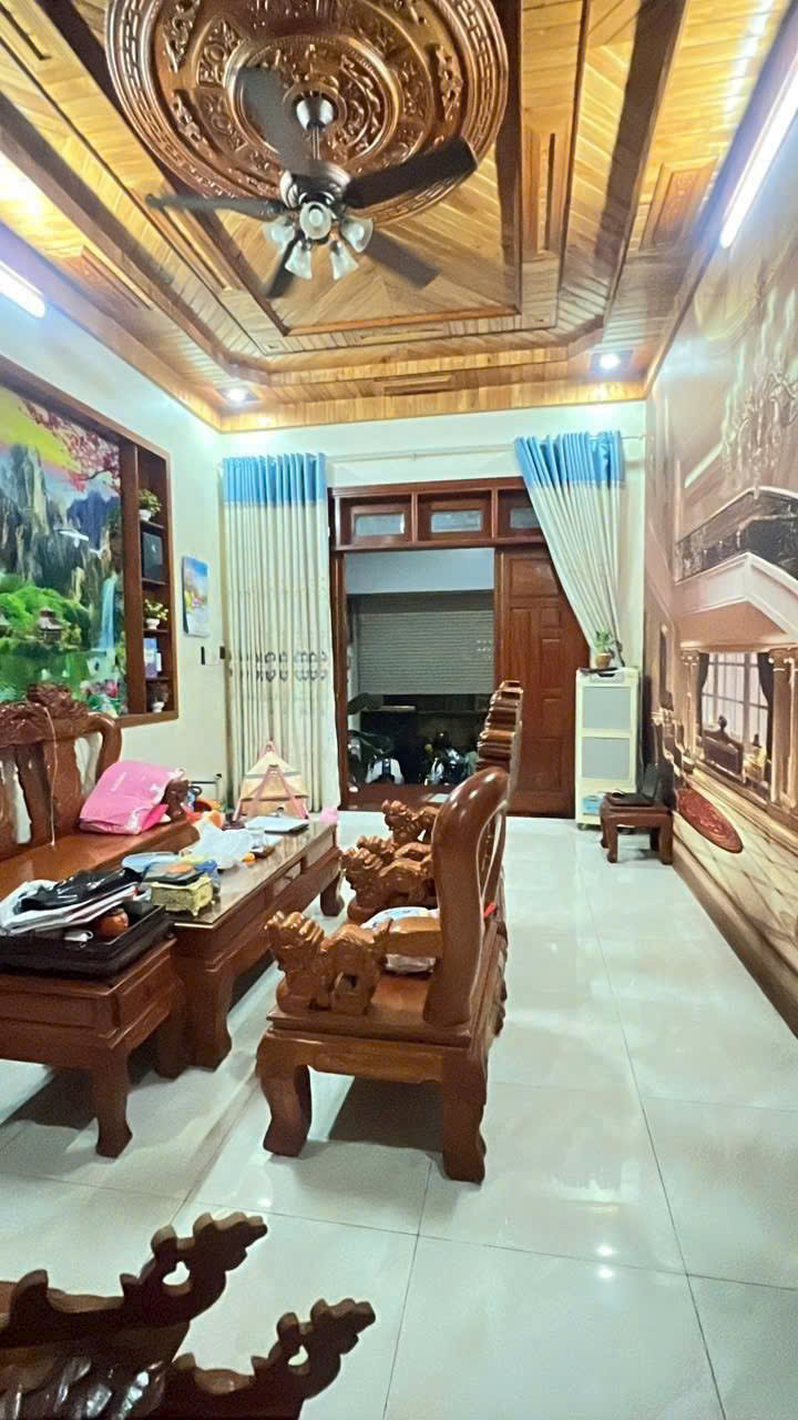 Bán nhà 4 tầng Đường số 6, Linh Xuân, Thủ Đức, TP HCM. DT 104m2, sổ hồng riêng, giá 6,38 tỷ. 16016447