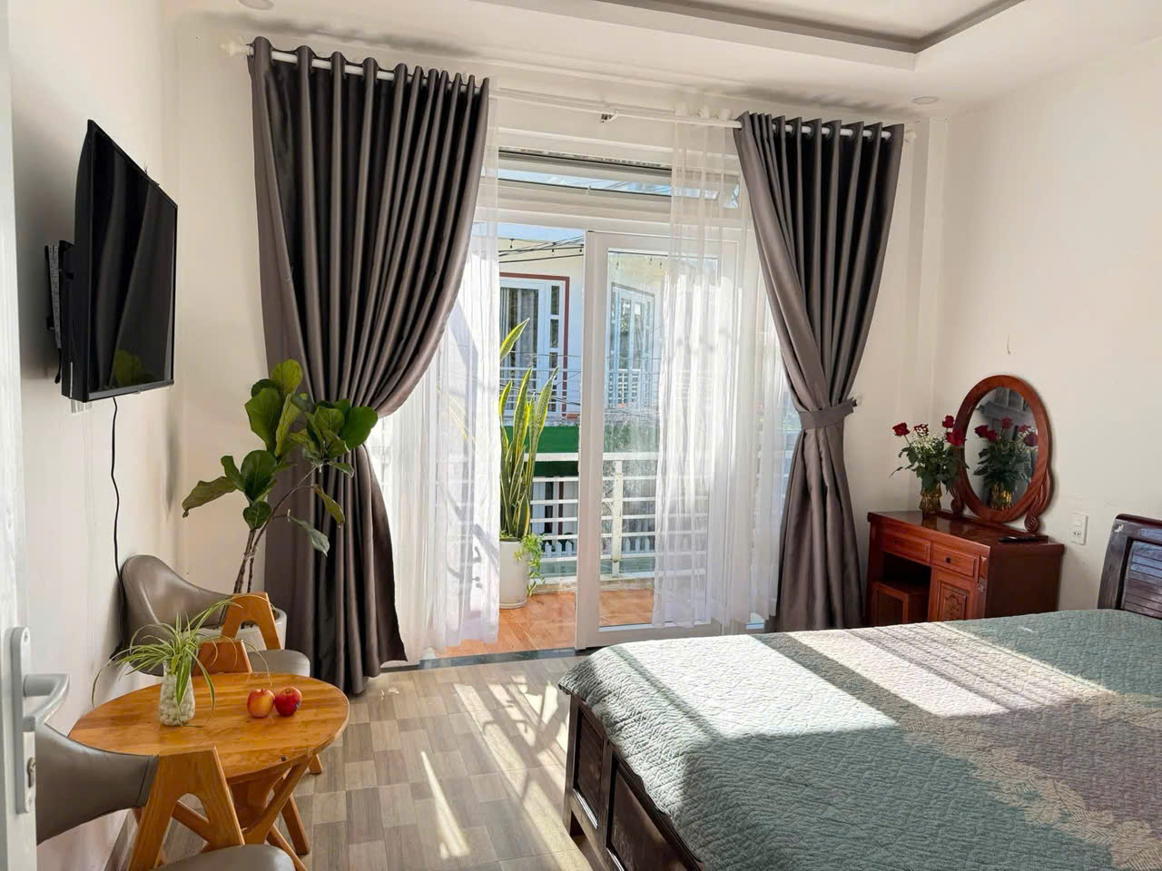Cho thuê nhà nguyên căn 4 phòng ngủ full nội thất có sân ô tô giá 10 triệu tại Nguyễn Siêu Đà Lạt 16016472