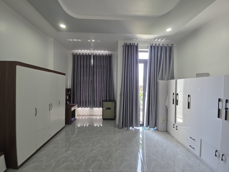 Bán nhà 3 Tầng Đông Hòa-TPHCM,đường nhựa 3 ô tô,gần BigC GO Dĩ An 16016497
