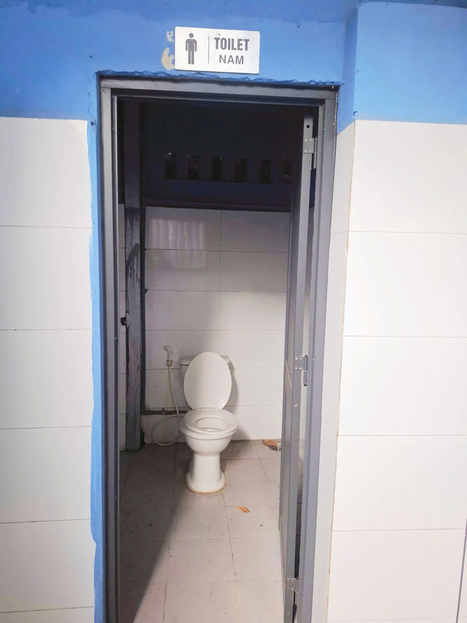 Bán nhà VƯỜN 500M², MẶT TIỀN Kinh Doanh,SHR thổ cư,gần Cầu Hang 16016522