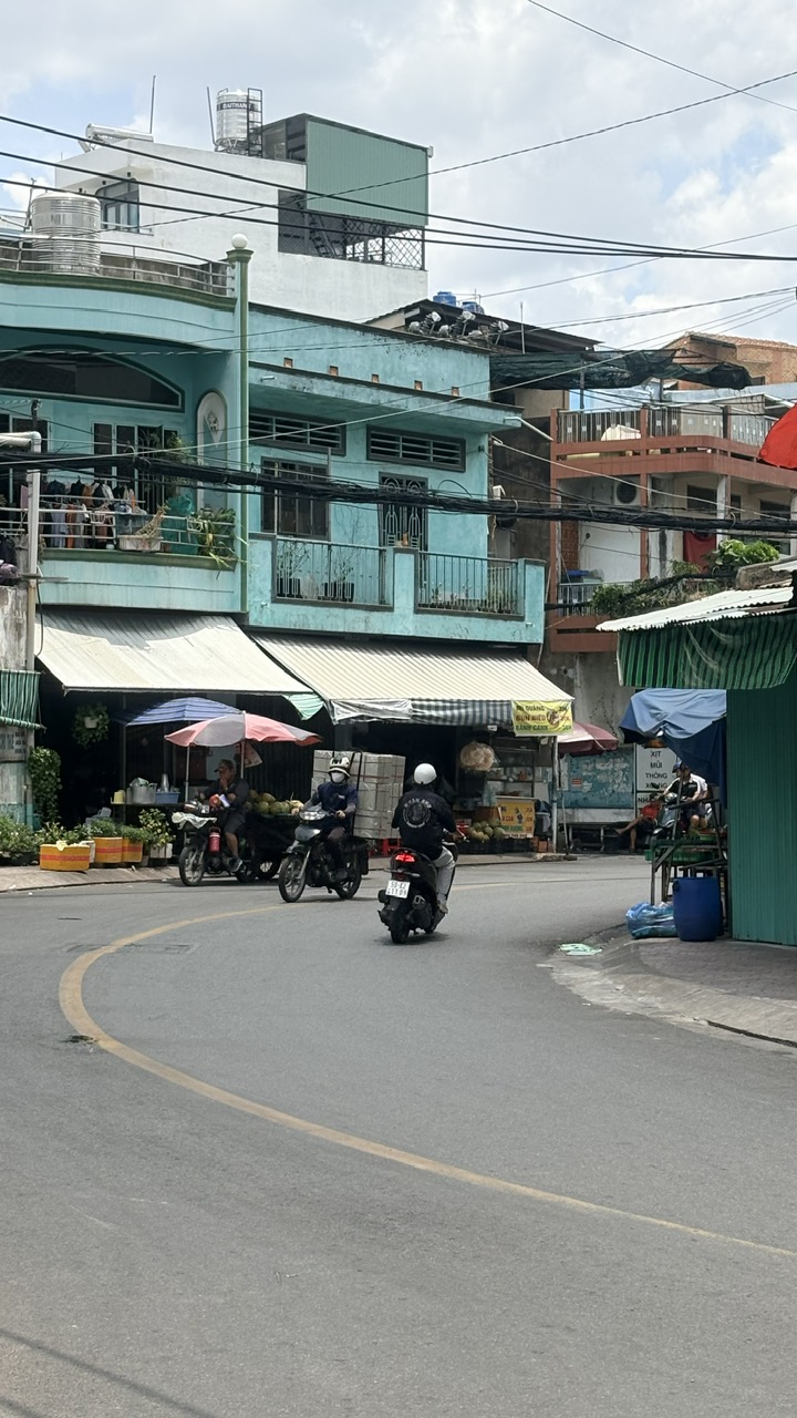 CHO THUÊ TẦNG TRỆT NHÀ MẶT TIỀN – ĐƯỜNG LƯƠNG THẾ VINH, TP.HCM 16016553
