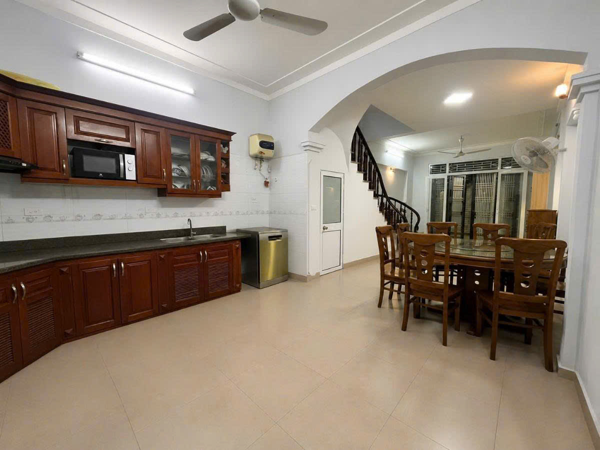 GIA ĐÌNH CẦN BÁN NHÀ KIM GIANG, PHƯỜNG ĐẠI KIM, QUẬN HOÀNG MAI, HÀ NỘI – 4 TẦNG – MẶT TIỀN GẦN 5M 16016591