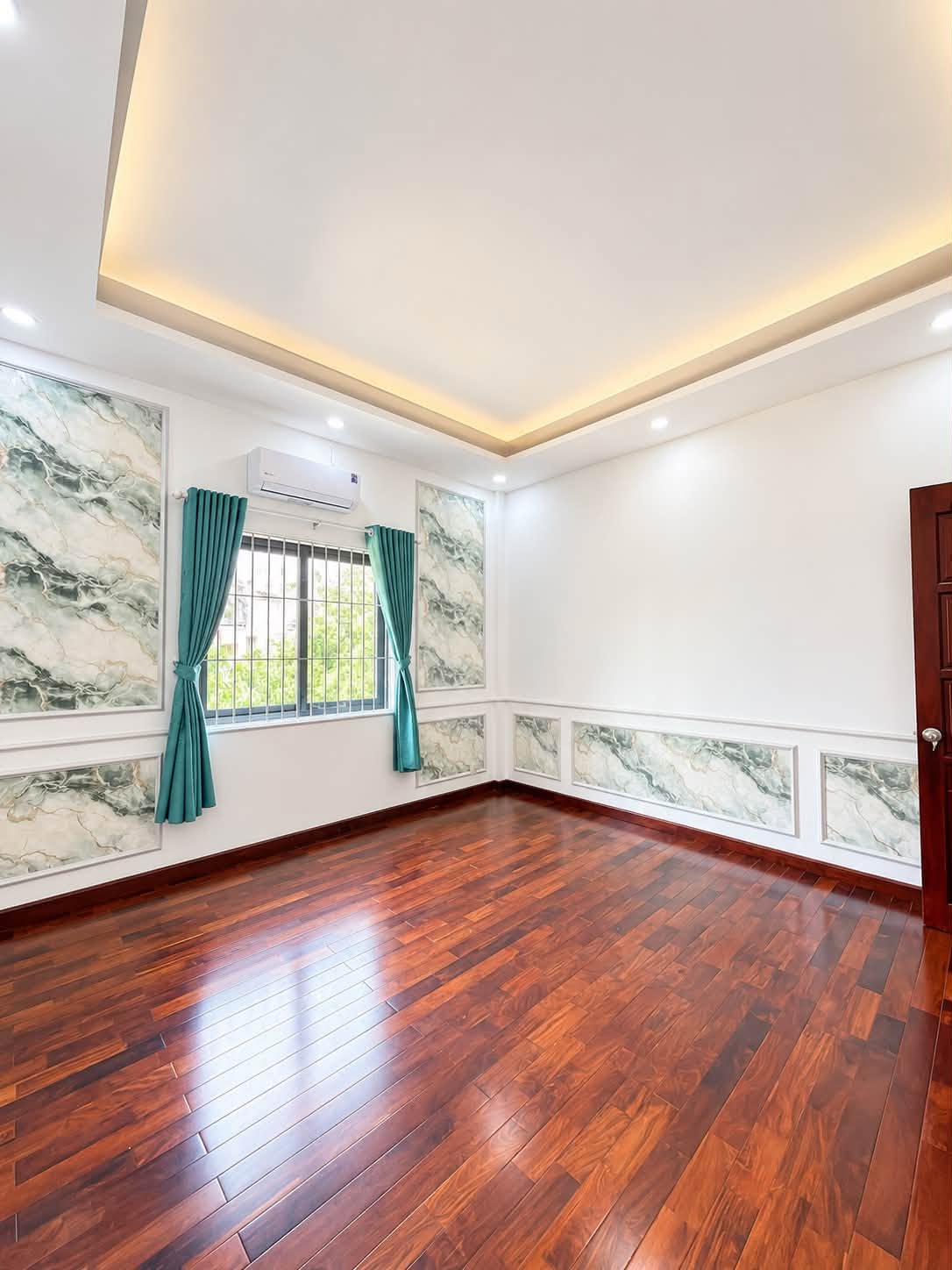 GIẢM 2 TỶ CÒN THƯƠNG LƯỢNG – NHÀ ĐẸP 3 TẦNG 132M NGANG 8M ĐỐI DIỆN AEON TÂN PHÚ 16016593