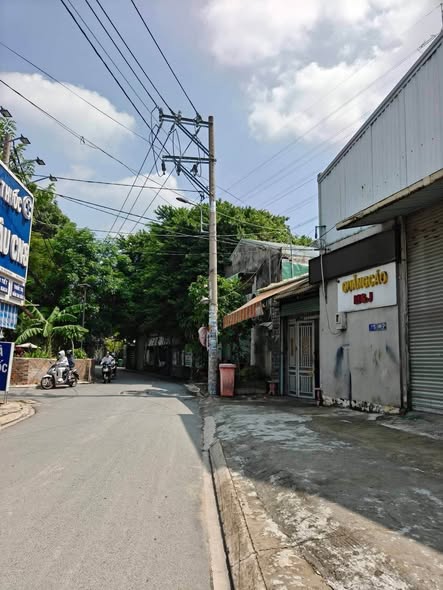 Bán nhà mặt tiền 10x36m giá 14,5 tỷ Đường Huỳnh Thị Hai 16016631