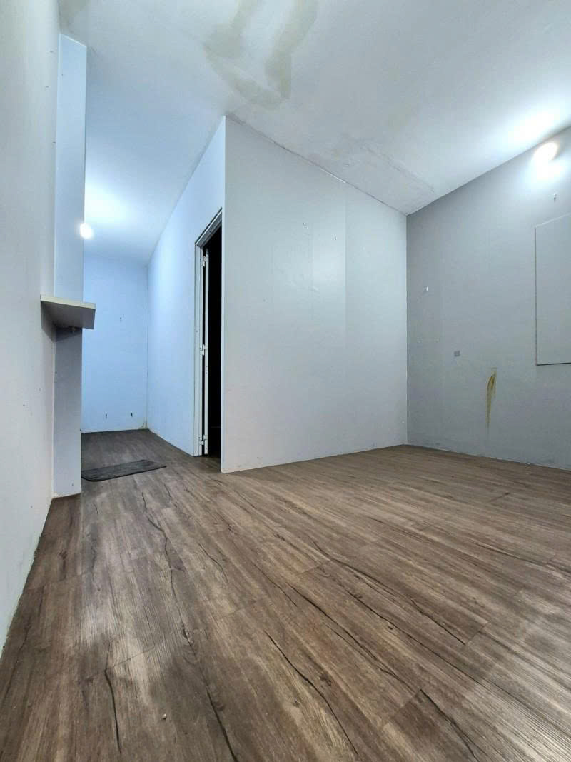 Bán nhà Măt tiền  Văn Cao - gần chợ Tân Hương, 3,6x8m, 4 Tầng - 3 PN, HĐT 12tr, 6,2 Tỷ. 16016668