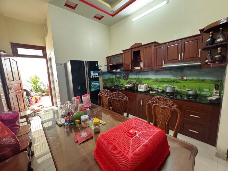 Bán nhà 4 tầng Đường số 6, Linh Xuân, Thủ Đức, TP HCM. DT 104m2, sổ hồng riêng, giá 6,38 tỷ. 16016760
