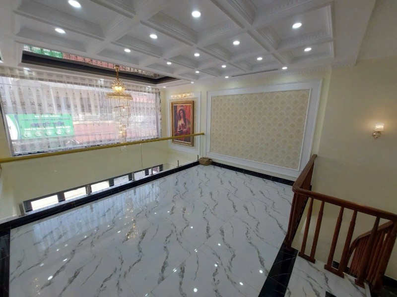 Bán nhà Thạch Bàn,Long Biên 6 tầng,80m,mt5m oto tránh,kinh doanh nhỉnh 23 tỷ  16016787