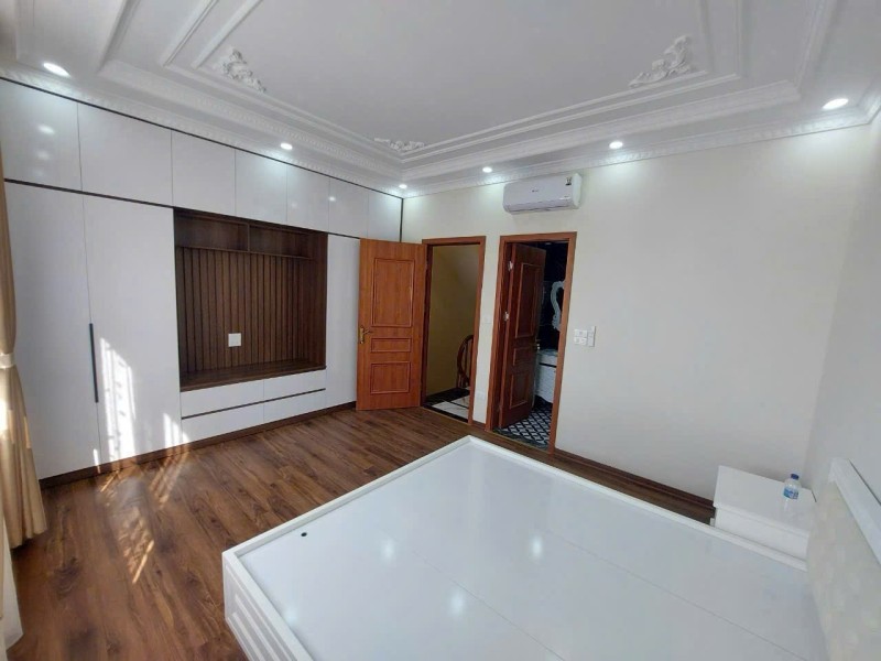 Bán nhà Thạch Bàn,Long Biên 6 tầng,80m,mt5m oto tránh,kinh doanh nhỉnh 23 tỷ  16016787