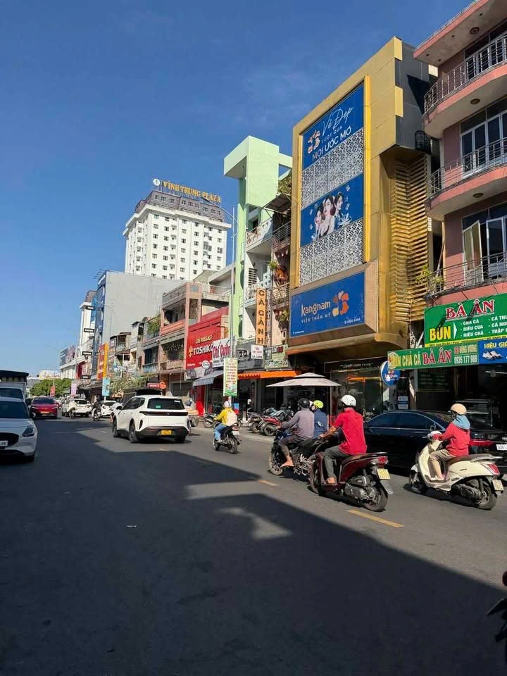 BÁN NHÀ 3 TẦNG MẶT TIỀN HÙNG VƯƠNG – GIÁ TỐT NHẤT KHU VỰC P. Vĩnh Trung,  Thanh Khê, Đà Nẵng 16016833