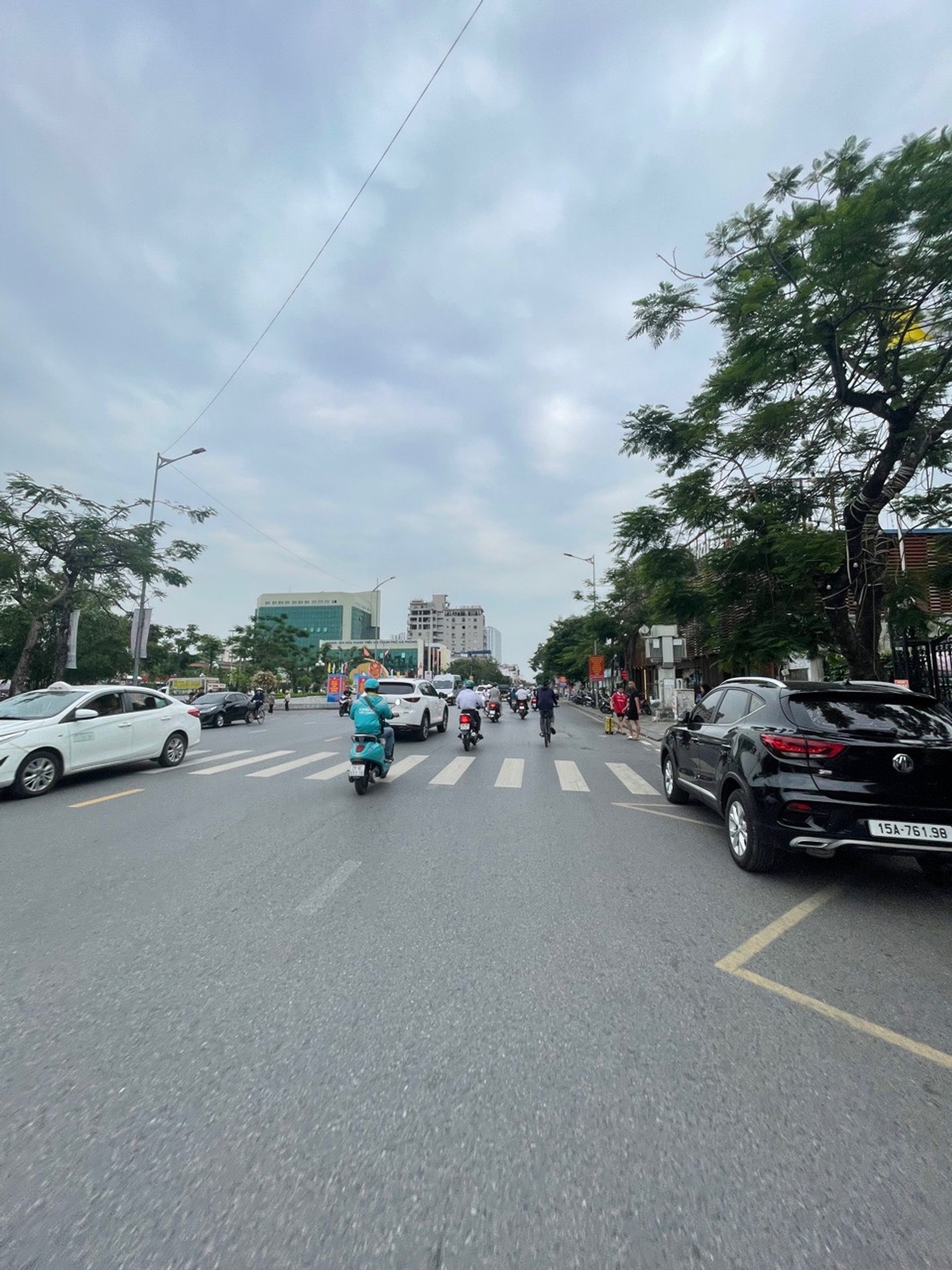 Mặt đường Lạch Tray - 73m2, view công viên cây xanh, giá 19,5 tỷ 16016872