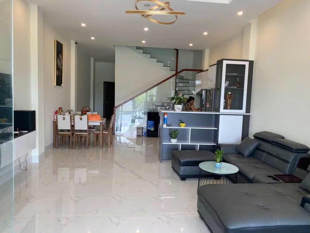 HOT HOT – CHÍNH CHỦ CẦN BÁN NHÀ TẠI Thị trấn Cái Tắc, Huyện Châu Thành A, Hậu Giang 16016887