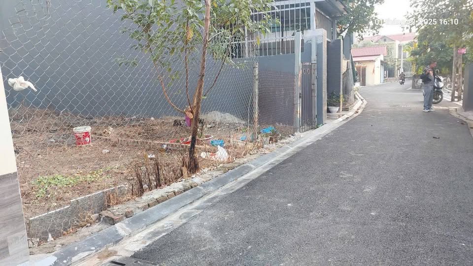 HẠ GIÁ TỐI ĐA NHẤT.từ 7.75 tỷ còn...
Chủ cần ra gấp 134m2, mt6.5m, ô tô thông, 6.75 tỷ, Nam Hồng, 16016890