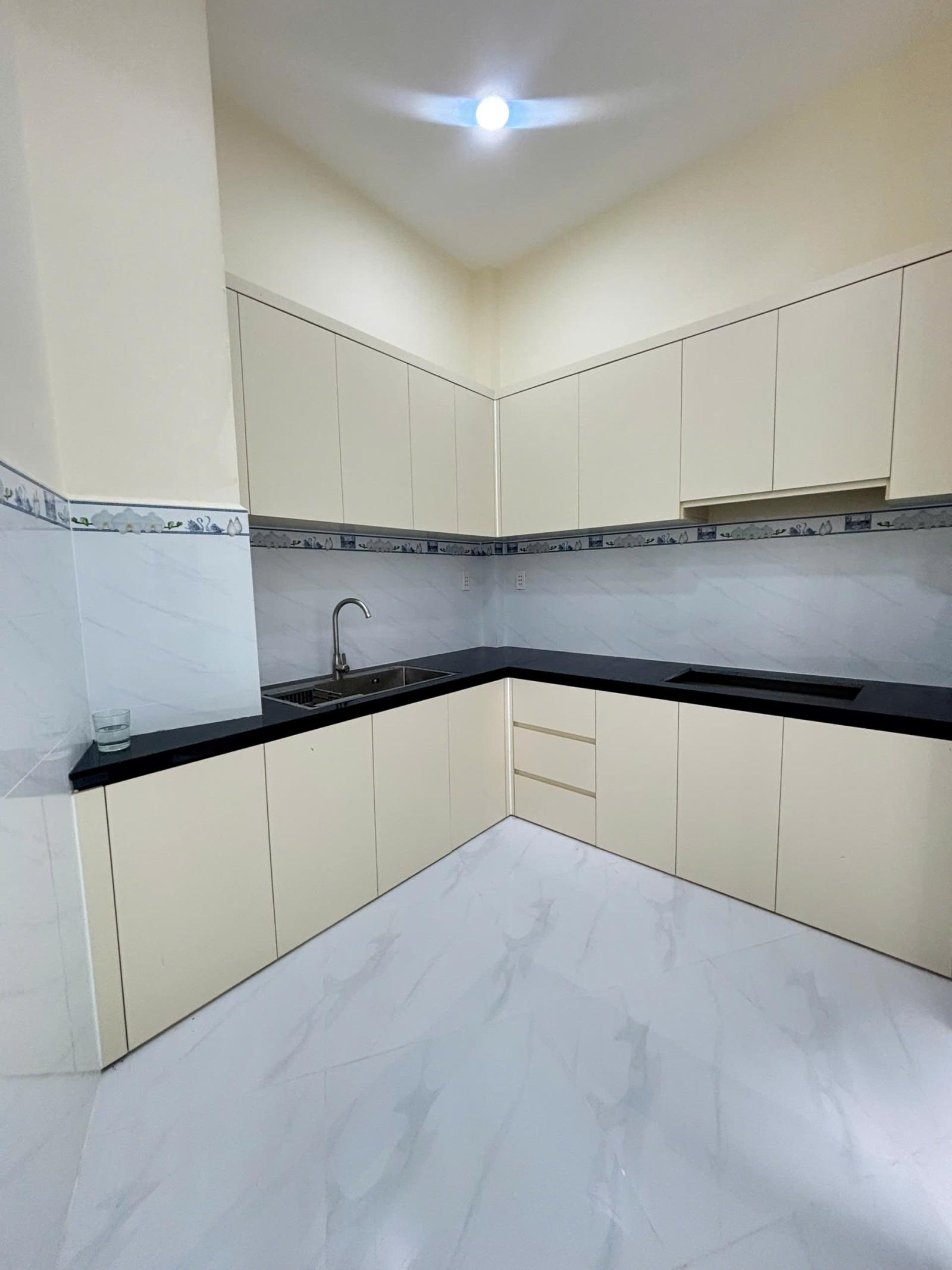 Nhà Mới Xây Linh Chiểu 64m², Ngang 8m, 3PN, Gần Chợ Thủ Đức, 4.85 Tỷ 16016912