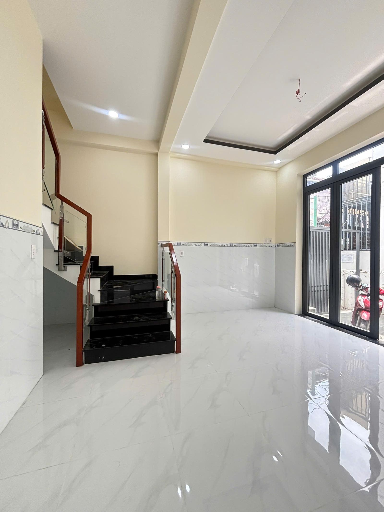 Nhà Mới Xây Linh Chiểu 64m², Ngang 8m, 3PN, Gần Chợ Thủ Đức, 4.85 Tỷ 16016912