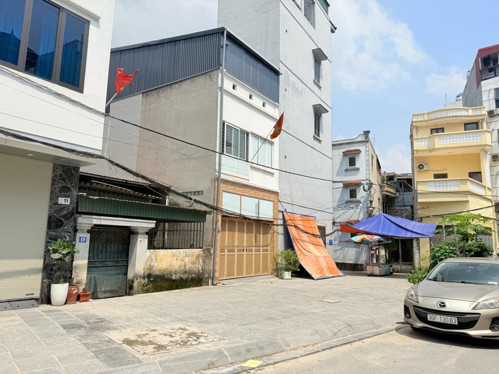 Mảnh đất vàng Thượng Thanh 23 tỷ 77m vỉa hè mới mở đường 16016930