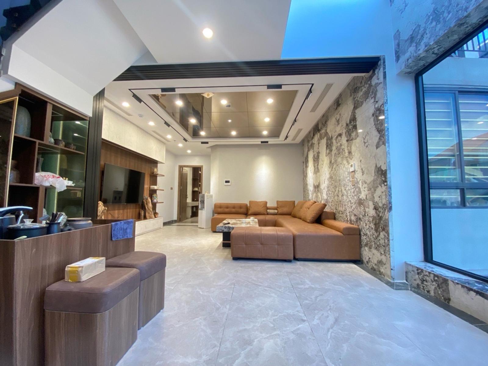 Chu Huy Mân 22 tỷ 110m 8 tầng than máy ô tô gara,Long Biên 16016939