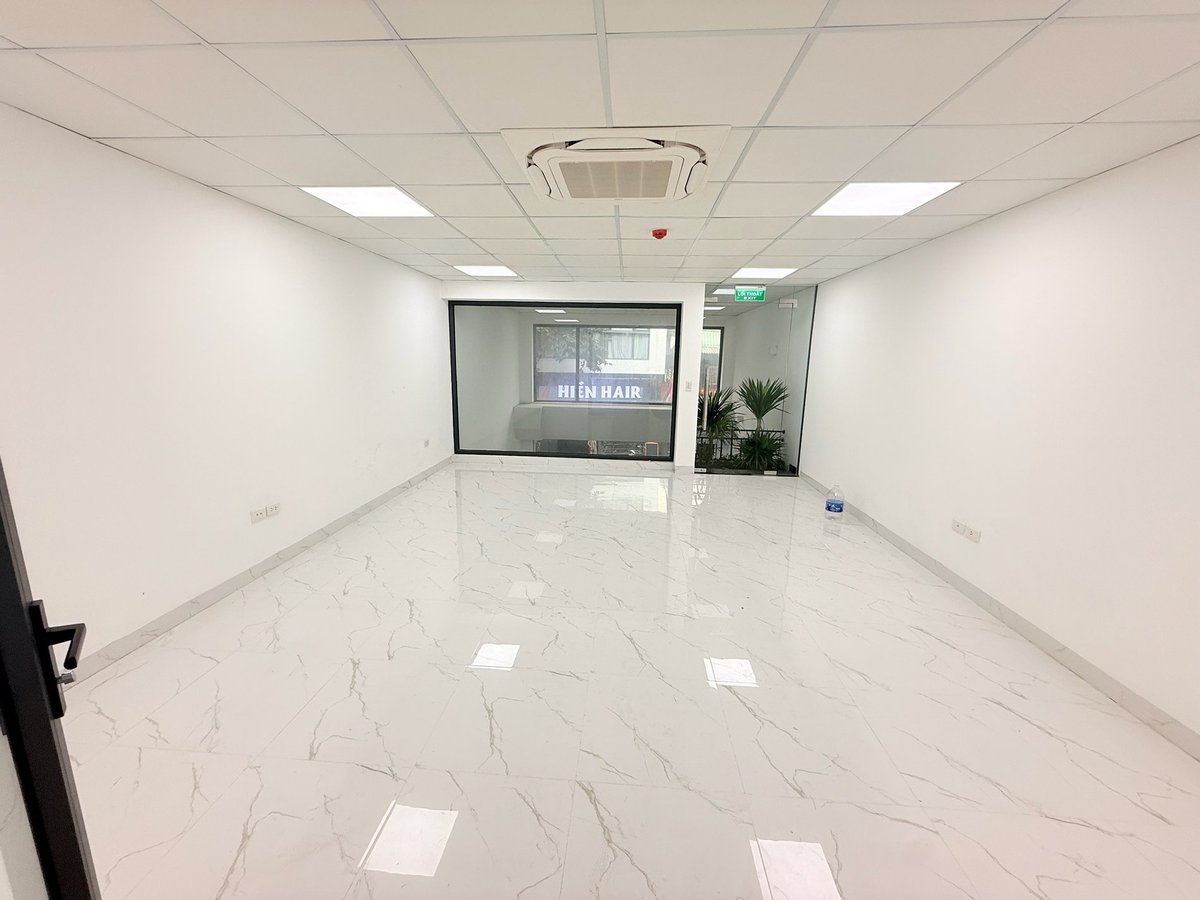 Bán Nhà Mặt Phố Yên Phụ. Tây Hồ. Thang Máy. Ô Tô. Vỉa Hè. DT 85m2. MT 6m. Giá 40.2 Tỷ. 16016949