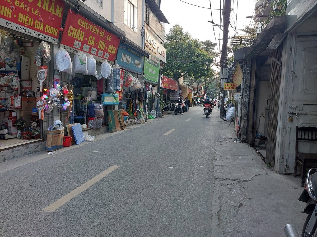 Bán Nhà Mặt Phố Quan Nhân. Thanh Xuân. Thang Máy. Ô Tô. DT 90m2. MT 5m. Giá 19.9 Tỷ.  16016962