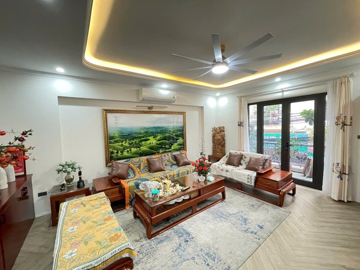 Bán Nhà Mặt Phố Quan Nhân. Thanh Xuân. Thang Máy. Ô Tô. DT 90m2. MT 5m. Giá 19.9 Tỷ.  16016962