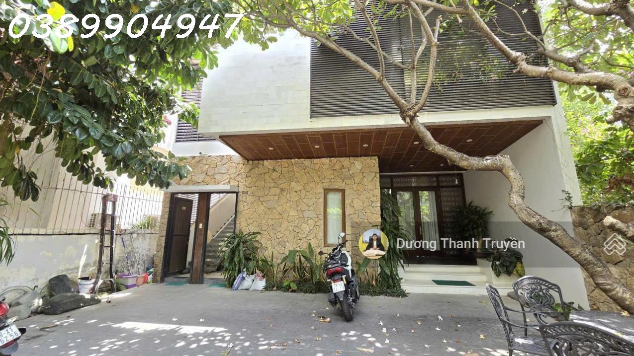 Bán biệt thự 4 tầng 2 mặt tiền view biển ngang hiếm 9,7m, cạnh Đại học Nha Trang, dòng tiền 70tr/th 16016964
